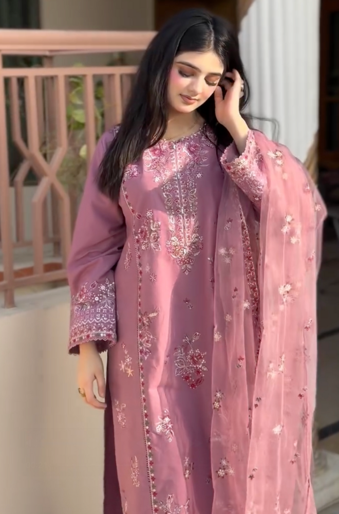 Summer 3PC Lawn Embroidered Suit - BFB0680